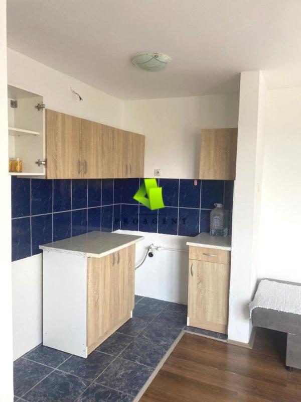 Slika 1 - Jednoiposoban stan na odličnoj lokaciji kod Vojne bolnice ID#6851