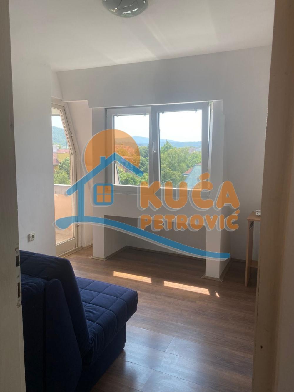 Glavna slika -Stan u zgradi, uknjižen, grejanje na struju, oglas ID p-014665