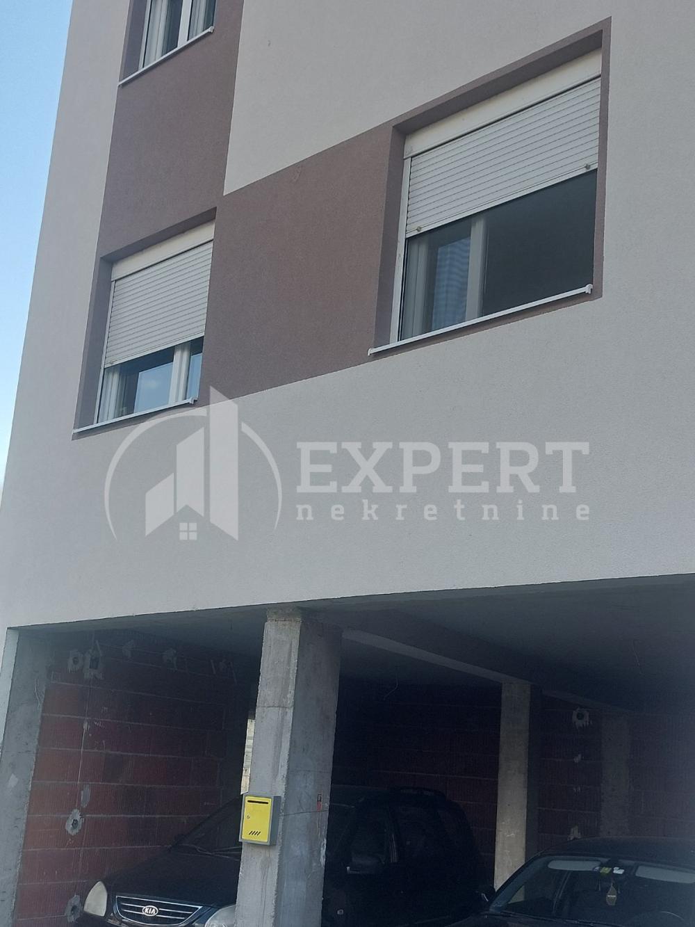 Slika 7 - Stan u zgradi, novogradnja, grejanje na struju, oglas ID p-014766