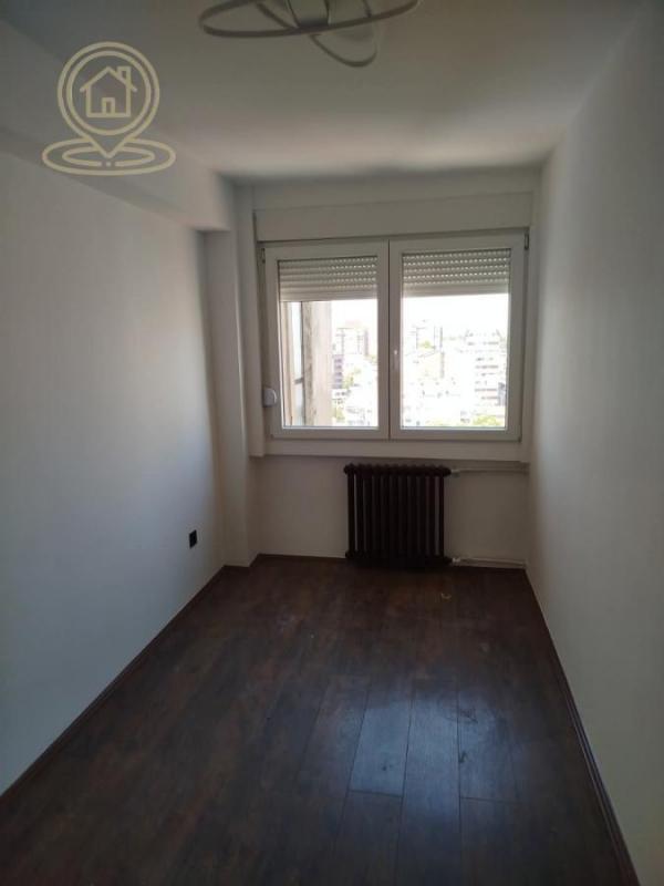 Slika 6 - NA PRODAJU TROSOBAN STAN KOD CAIRA, 70m²