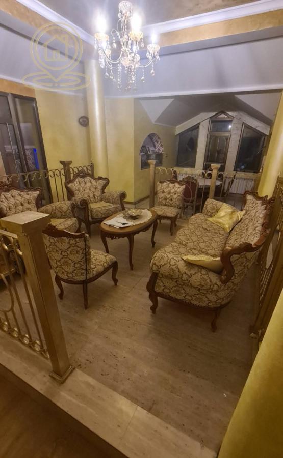 Glavna slika -Na prodaju lux salonski stan u blizini Delte