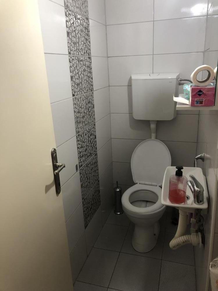 Slika 8 - Prodaje se stan 69 m2 kod Čaira