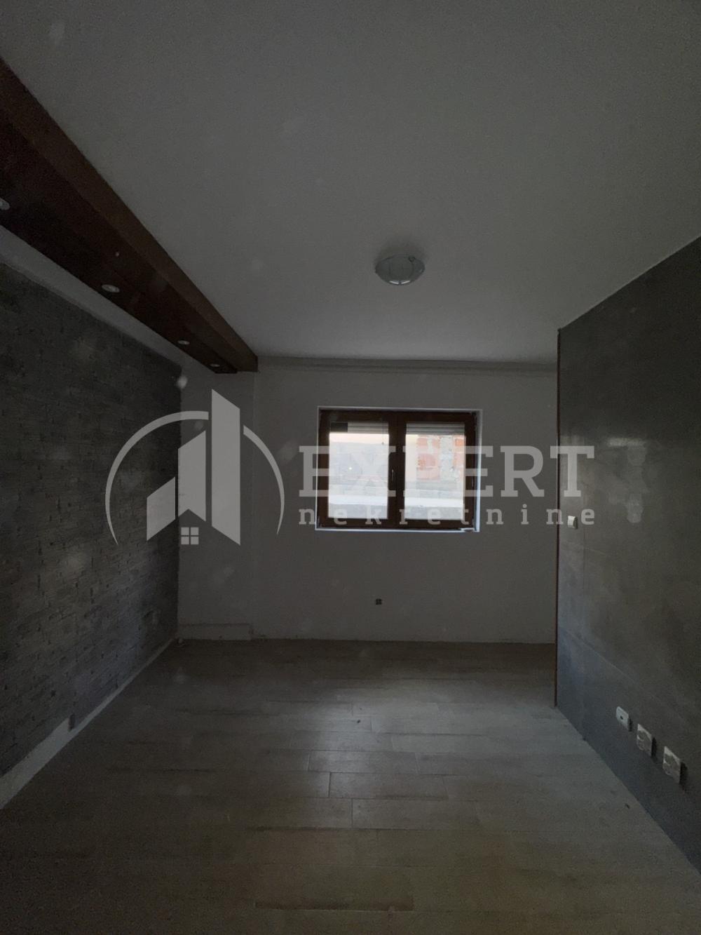 Slika 2 - Garsonjera, oglas ID p-014841