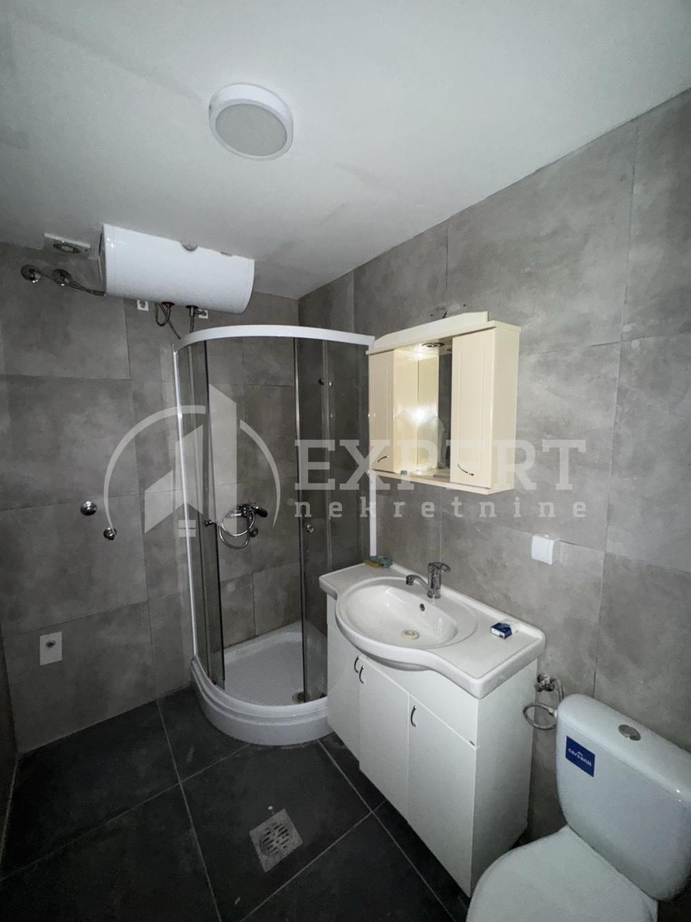 Slika 1 - Garsonjera, oglas ID p-014841