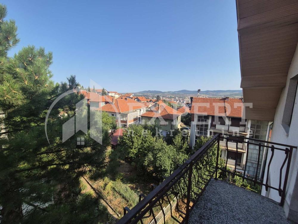 Slika 7 - Stan u zgradi, uknjižen, grejanje na struju, oglas ID p-014806