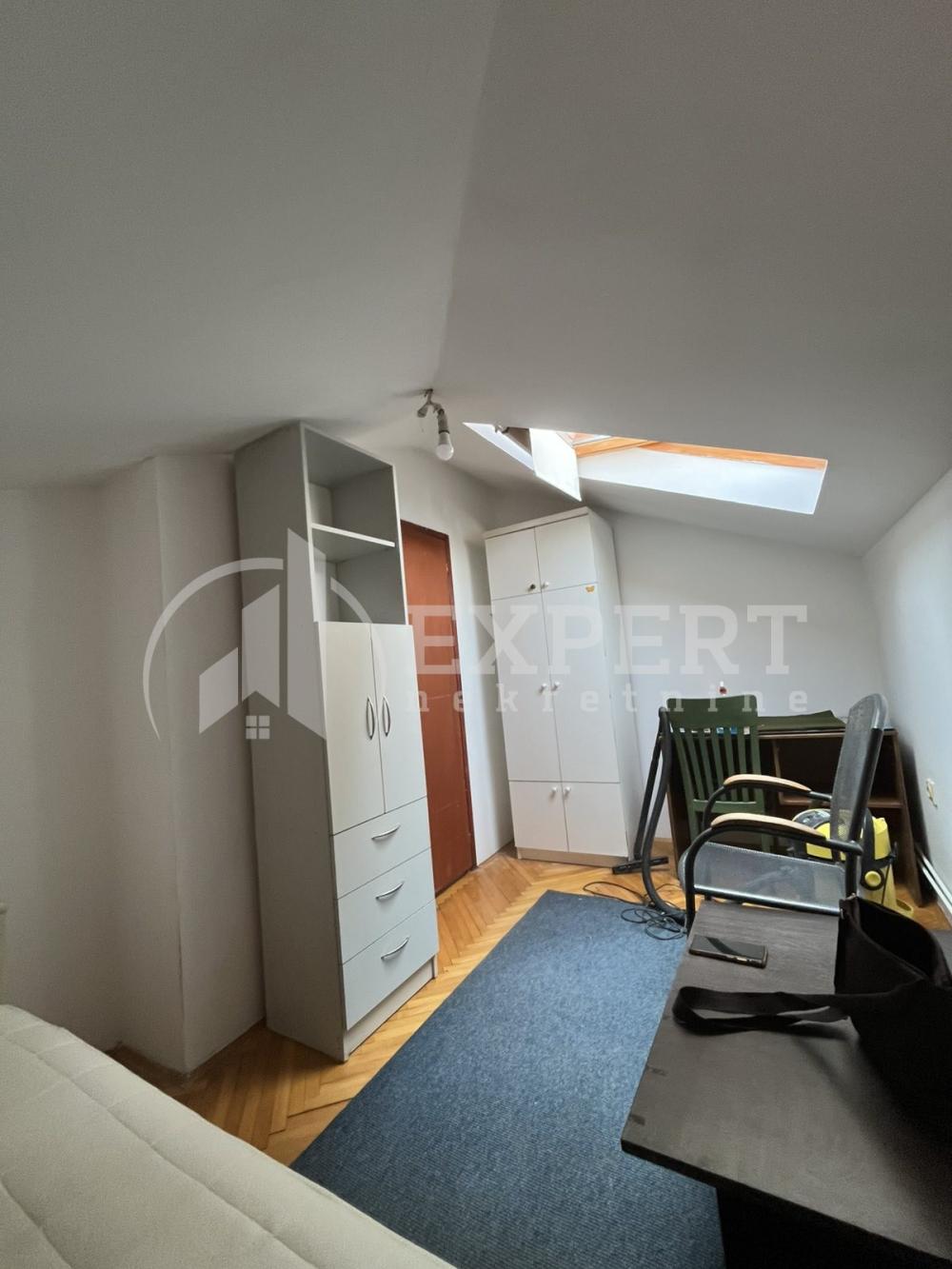 Slika 5 - Stan u zgradi, uknjižen, centralno grejanje, oglas ID p-014825