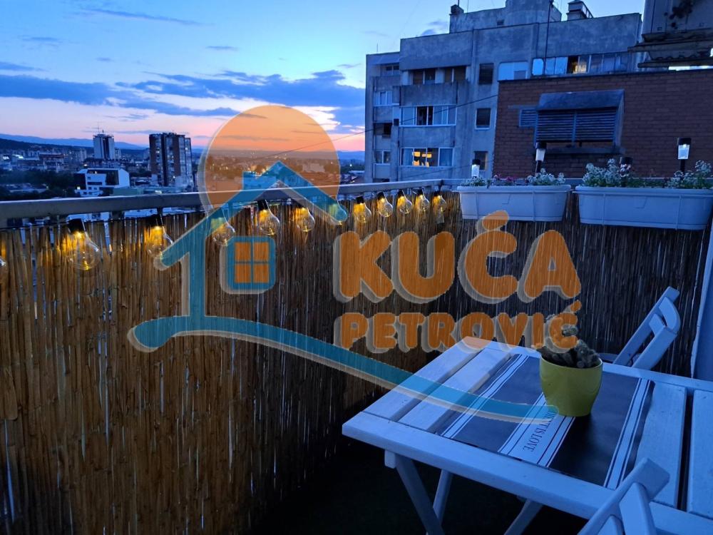 Slika 10 - Stan u zgradi, uknjižen, centralno grejanje, oglas ID p-014867