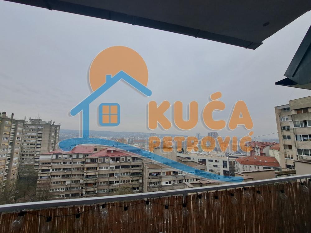 Slika 9 - Stan u zgradi, uknjižen, centralno grejanje, oglas ID p-014867