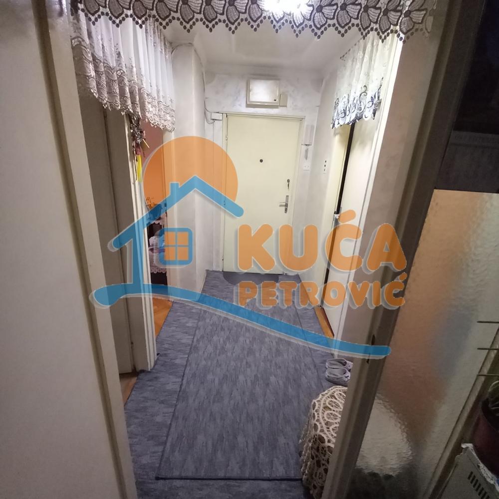 Glavna slika -Stan u zgradi, uknjižen, oglas ID p-014821