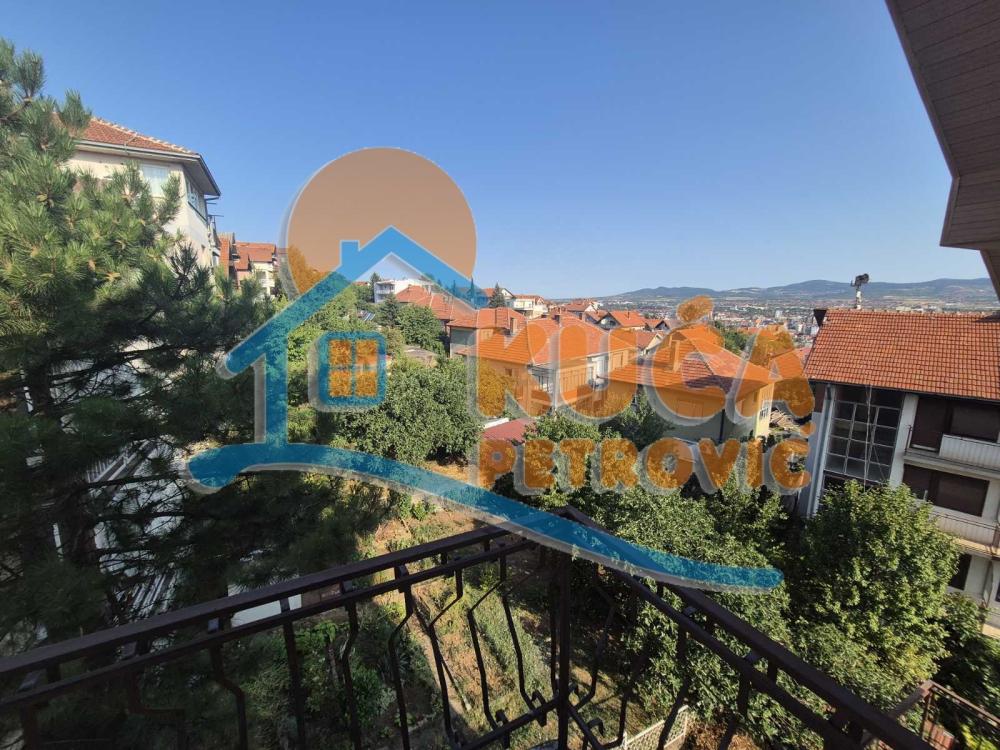 Slika 6 - Stan u zgradi, uknjižen, grejanje na struju, oglas ID p-014806