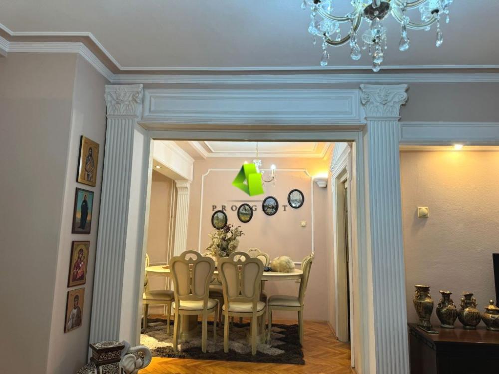 Slika 5 - Lep troiposoban stan u blizini parka Sveti Sava ID#7092