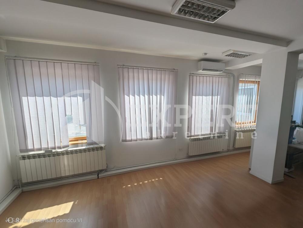 Glavna slika -Stan u zgradi, novogradnja, uknjižen, centralno grejanje, oglas ID p-014886