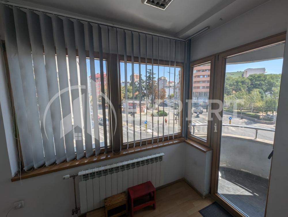 Slika 7 - Stan u zgradi, novogradnja, uknjižen, centralno grejanje, oglas ID p-014886