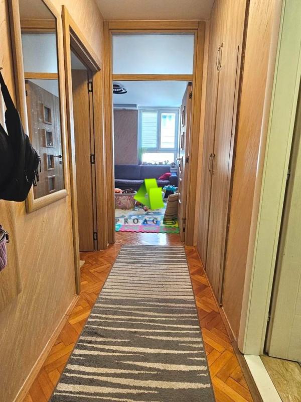 Slika 9 - Lep dvoiposoban stan na odličnoj lokaciji u blizini Pravnog fakulteta ID#7122