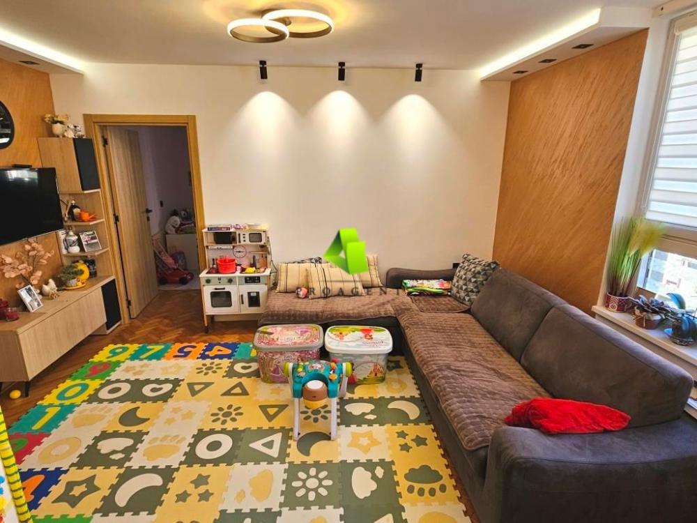 Glavna slika -Lep dvoiposoban stan na odličnoj lokaciji u blizini Pravnog fakulteta ID#7122