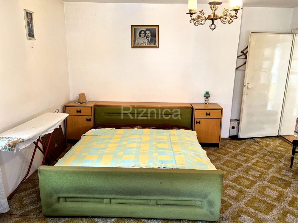 Slika 10 - Prodaja dvoiposobnog stana, terasa, garaža