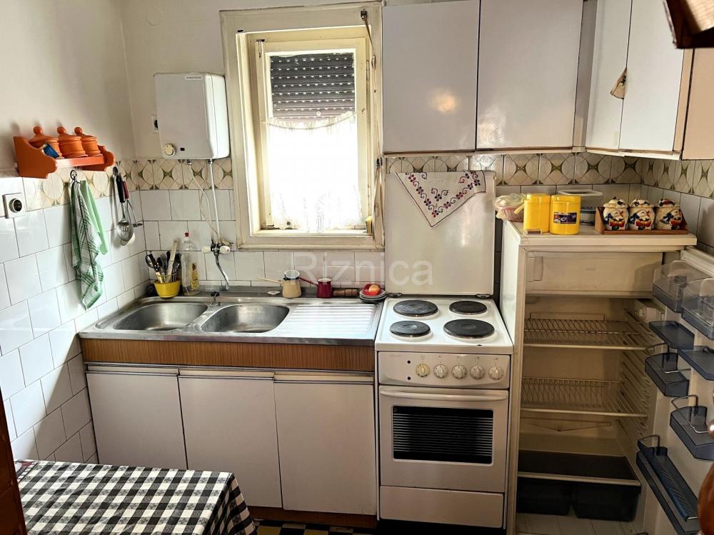 Slika 5 - Prodaja dvoiposobnog stana, terasa, garaža