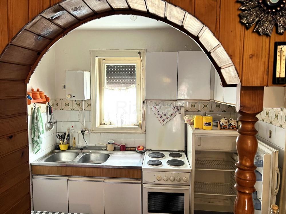 Slika 6 - Prodaja dvoiposobnog stana, terasa, garaža