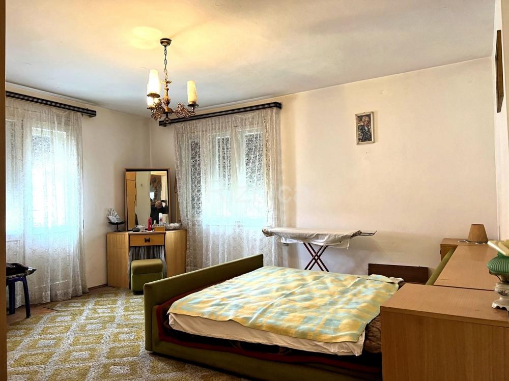 Slika 7 - Prodaja dvoiposobnog stana, terasa, garaža