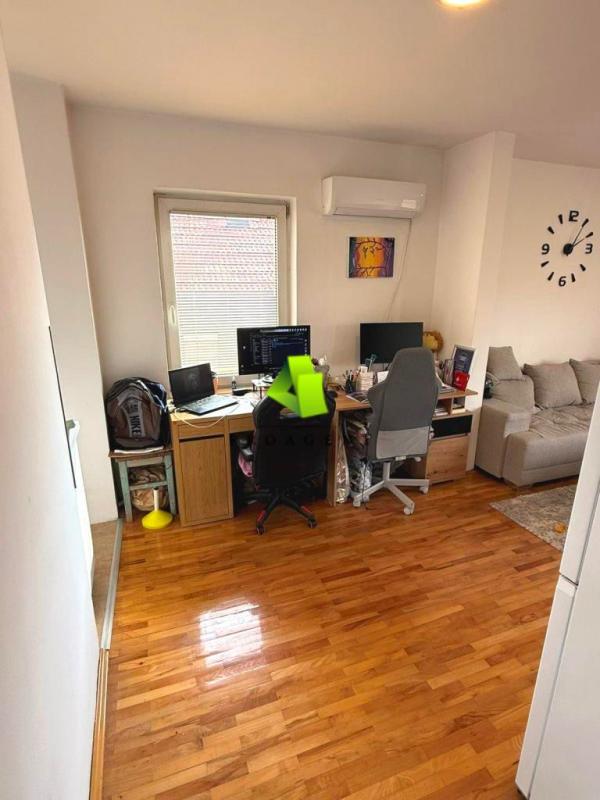 Slika 3 - Dvosoban stan sa stvarima na Panteleju ID#7181