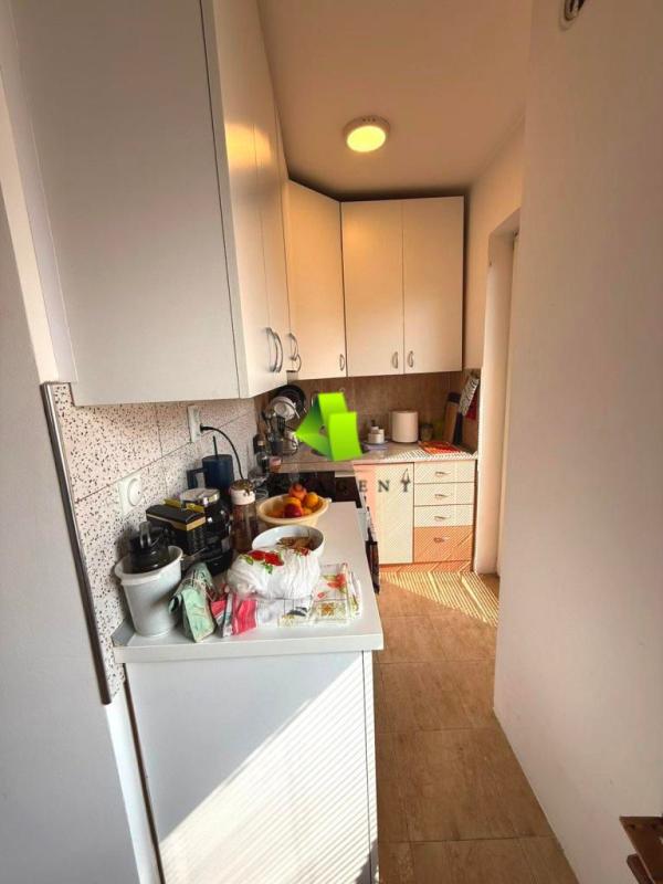 Slika 4 - Dvosoban stan sa stvarima na Panteleju ID#7181