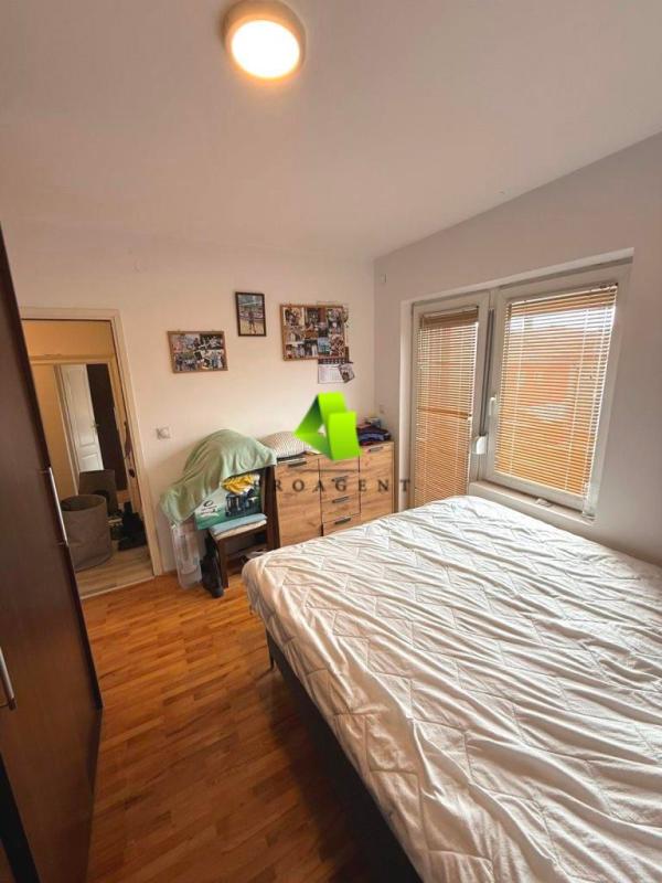 Slika 5 - Dvosoban stan sa stvarima na Panteleju ID#7181