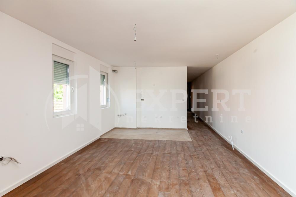 Glavna slika -Stan u zgradi, novogradnja, oglas ID p-014944