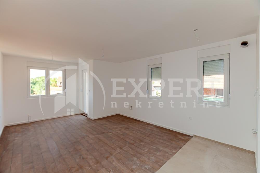 Slika 2 - Stan u zgradi, novogradnja, oglas ID p-014944