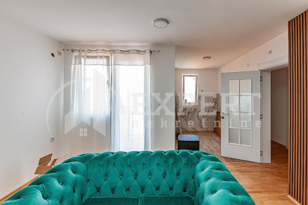 Slika 3 - Stan u zgradi, novogradnja, uknjižen, grejanje na struju, oglas ID p-013990