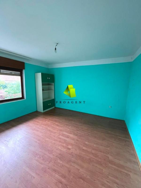 Slika 7 - Trosoban stan sa garažom u mirnijem delu Palilule, pravo mesto za porodičan život ID#7201