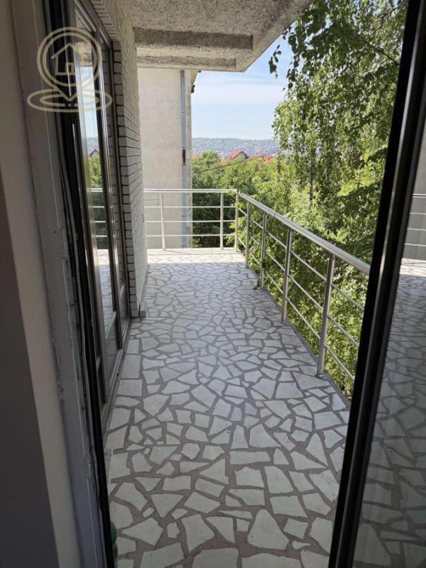 Slika 4 - Na prodaju kompletno namestan 2.5 stan na Panteleju