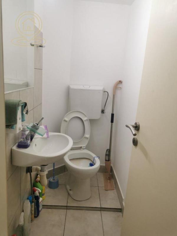 Slika 8 - Na prodaja trosoban stan kod Filozofskog fakulteta