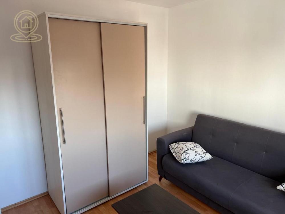 Slika 6 - Na prodaja trosoban stan kod Filozofskog fakulteta