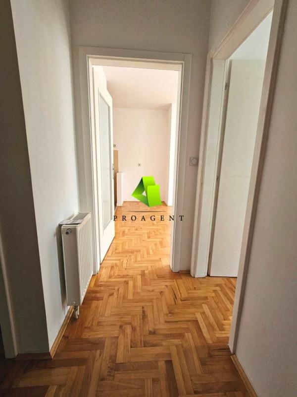 Slika 4 - Neuseljavan jednoiposoban stan u modernom stambenom kompleksu na atraktivnoj lokaciji na Bulevaru Nemanjića ID#7244