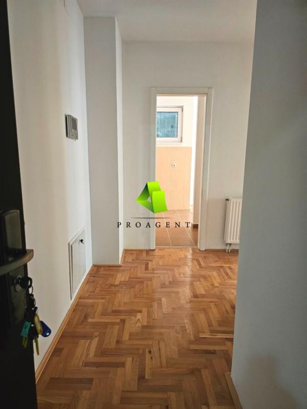 Slika 5 - Neuseljavan dvosoban stan u modernom stambenom kompleksu na atraktivnoj lokaciji na Bulevaru Nemanjića ID#7246