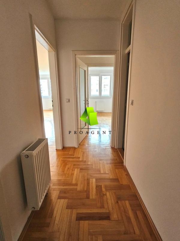 Slika 6 - Neuseljavan dvoiposoban stan u modernom stambenom kompleksu na atraktivnoj lokaciji na Bulevaru Nemanjića ID#7247