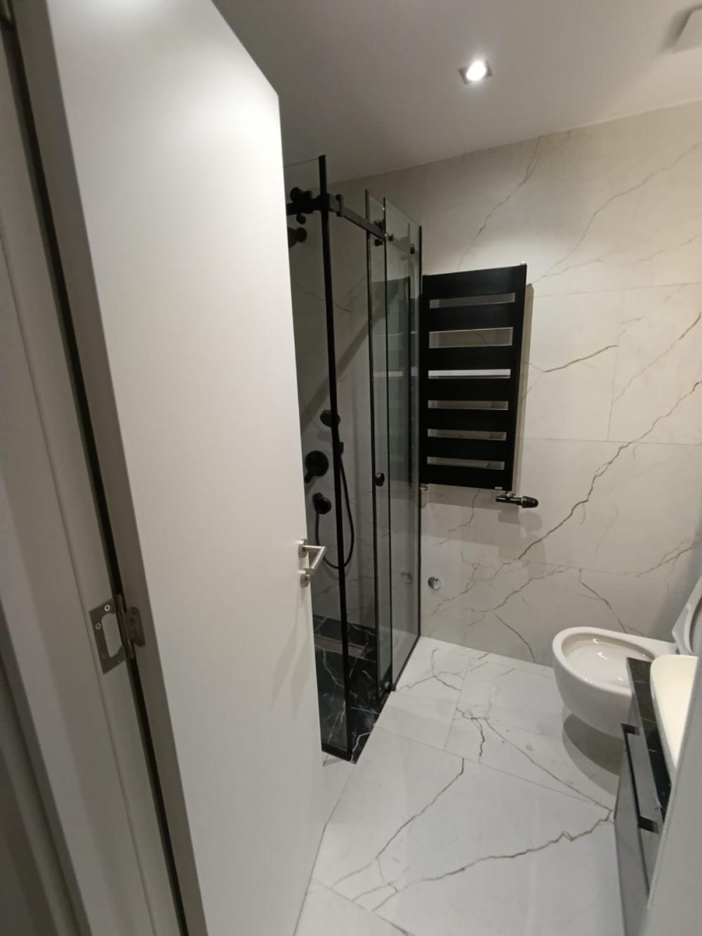 Slika 11 - Stan u zgradi, novogradnja, uknjižen, etažno grejanje, oglas ID 371472