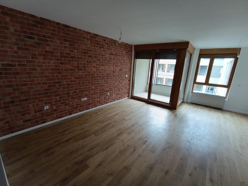 Glavna slika -Stan u zgradi, novogradnja, uknjižen, etažno grejanje, oglas ID 371472