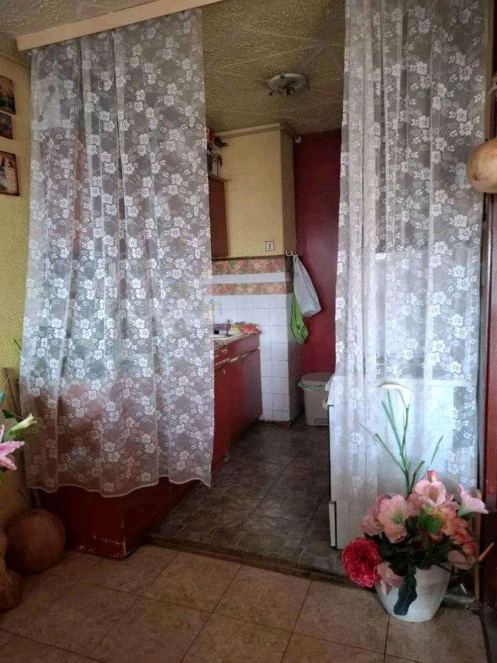 Slika 4 - Stan u zgradi, uknjižen, centralno grejanje, oglas ID 371487