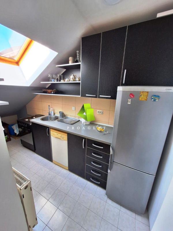 Slika 2 - Dvoiposoban stan sa stvarima u blizini OŠ ´Mika Antić´ ID#7281