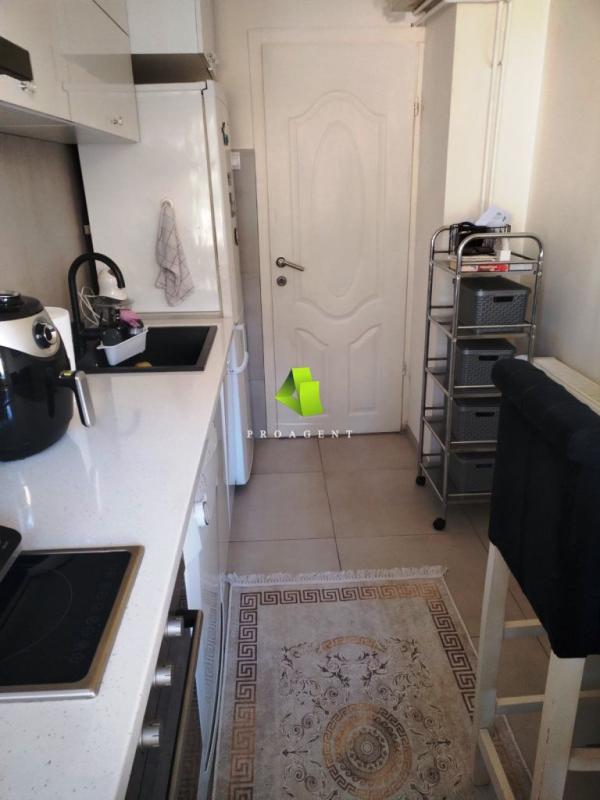 Slika 3 - Lux renoviran jednoiposoban stan na odličnoj lokaciji, Bulevar Nemanjića ID#7305