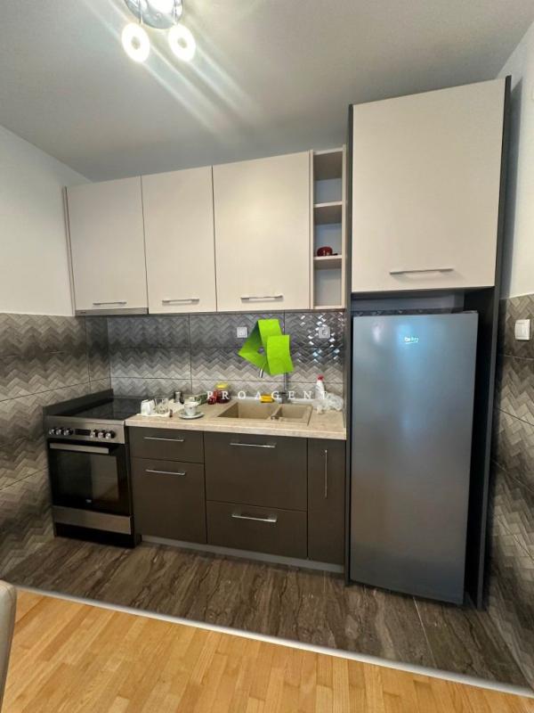 Slika 3 - Retko u ponudi- jednoiposoban stan sa stvarima  u centru ID#7325