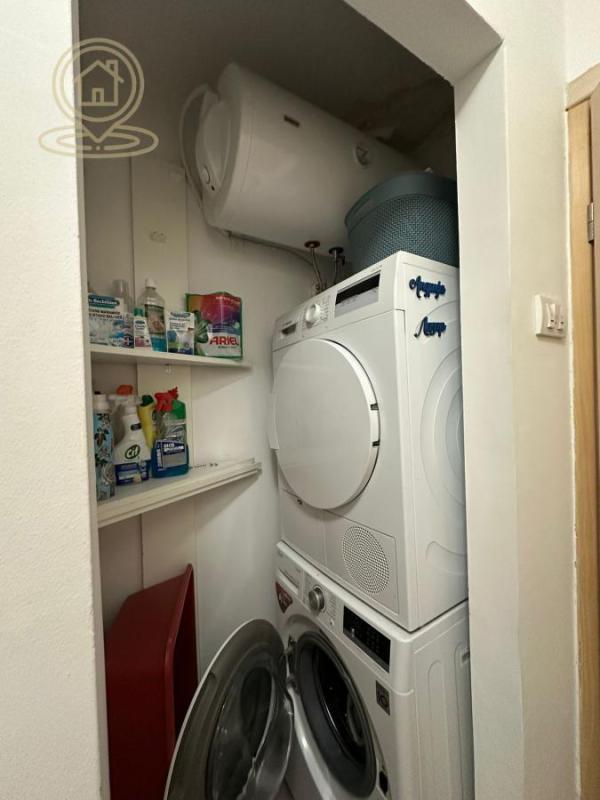 Slika 7 - Na prodaju trosoban stan u srcu Niša sa garažnim mestom