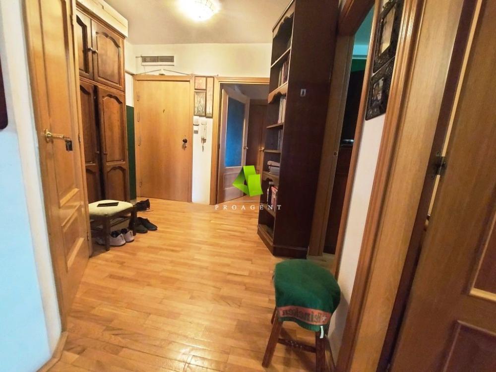 Slika 9 - Luksuzan porodičan troiposoban stan u centru ID#7348