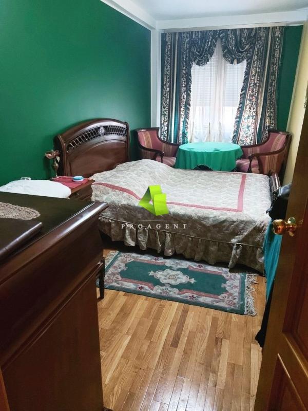 Slika 4 - Luksuzan porodičan troiposoban stan u centru ID#7348