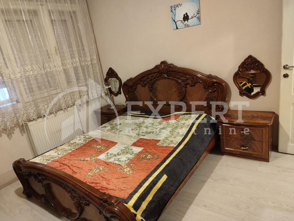 Slika 9 - Stan u zgradi, uknjižen, centralno grejanje, oglas ID p-015098