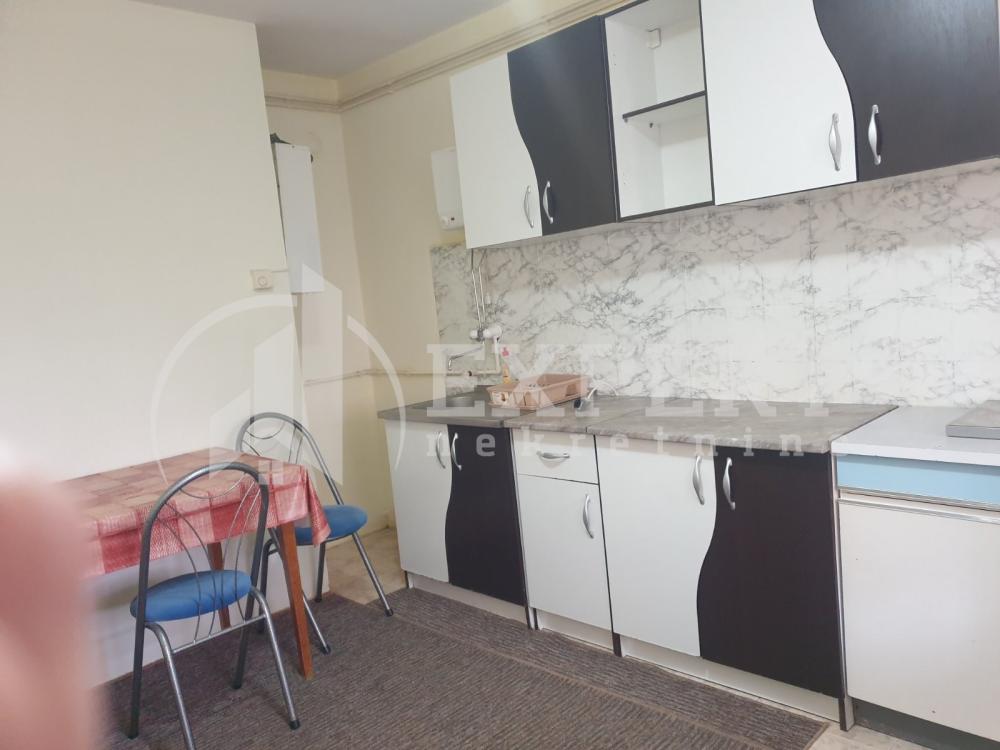 Slika 3 - Stan u zgradi, oglas ID p-015129