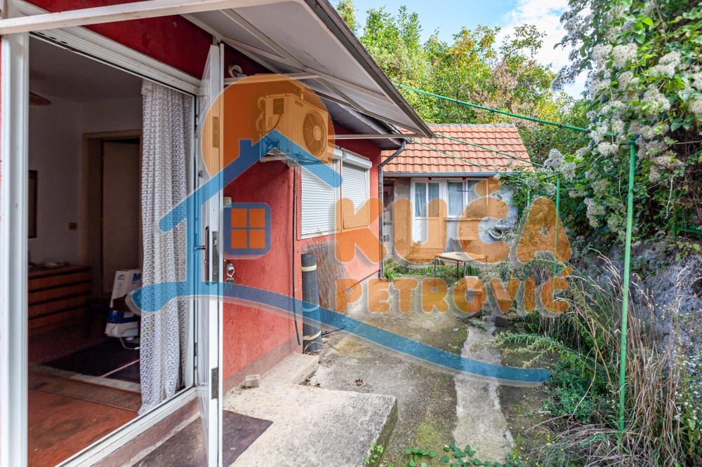 Slika 1 - Stan u zgradi, oglas ID p-015099