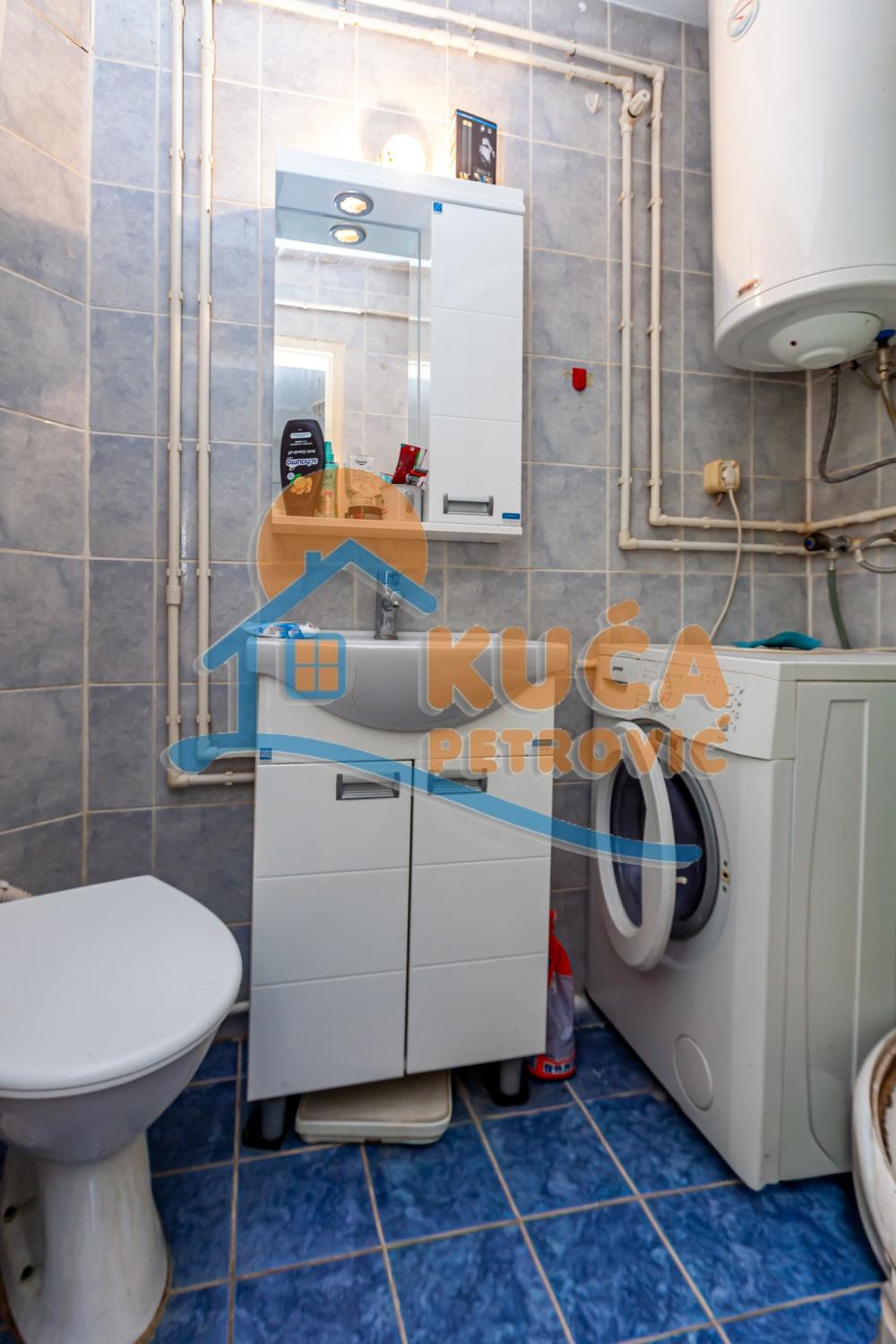 Slika 5 - Stan u zgradi, oglas ID p-015099