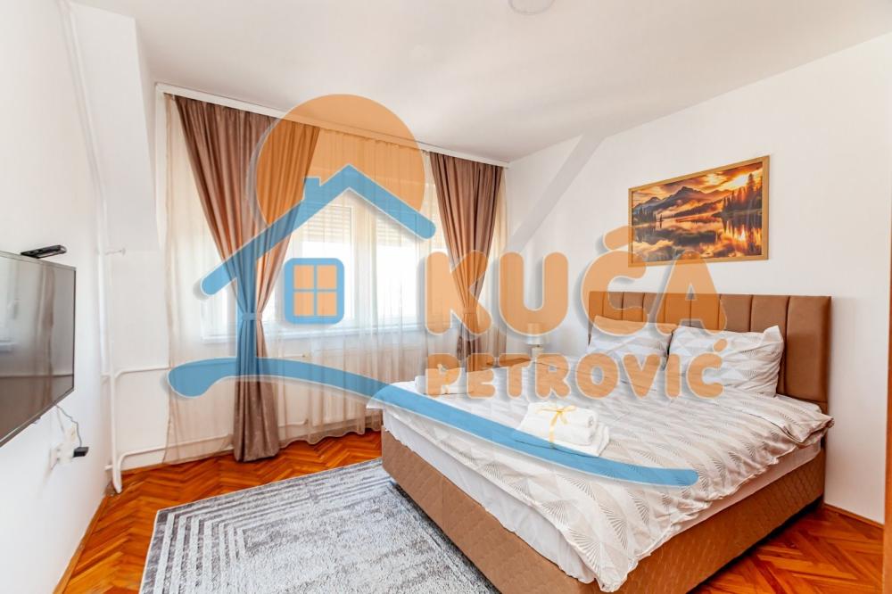 Slika 6 - Stan u zgradi, uknjižen, centralno grejanje, oglas ID p-015115